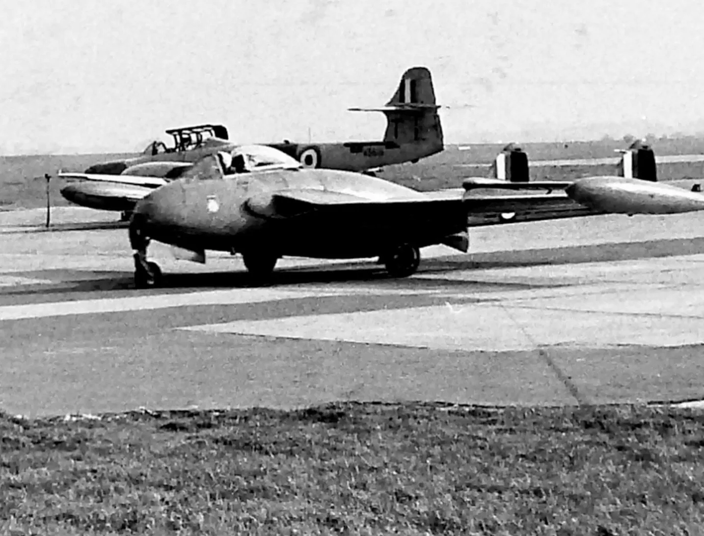 Venom Heading for Runway at RAF Leconfield